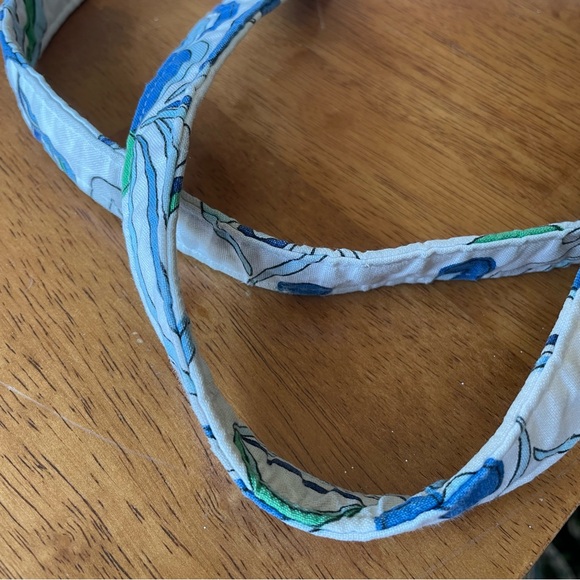 Vera Bradley Mediterranean White weekender, tote & cosmetic Travel Set - Picture 13 of 13